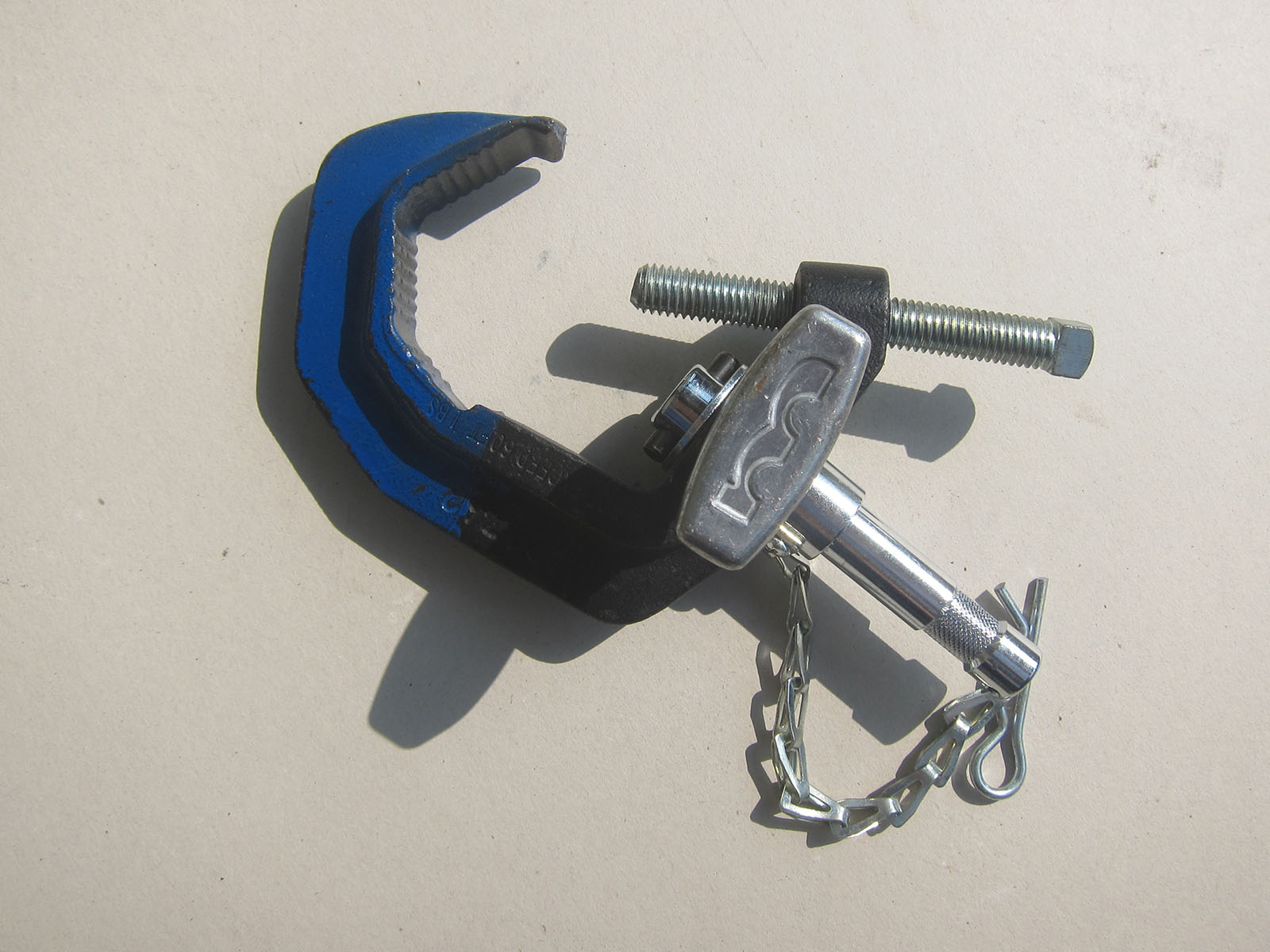 Pipe Clamp w/ Baby Pin