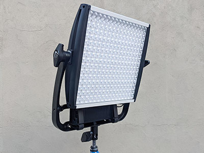 Picture of LitePanel 1x1 Astra 6x Bi-Color