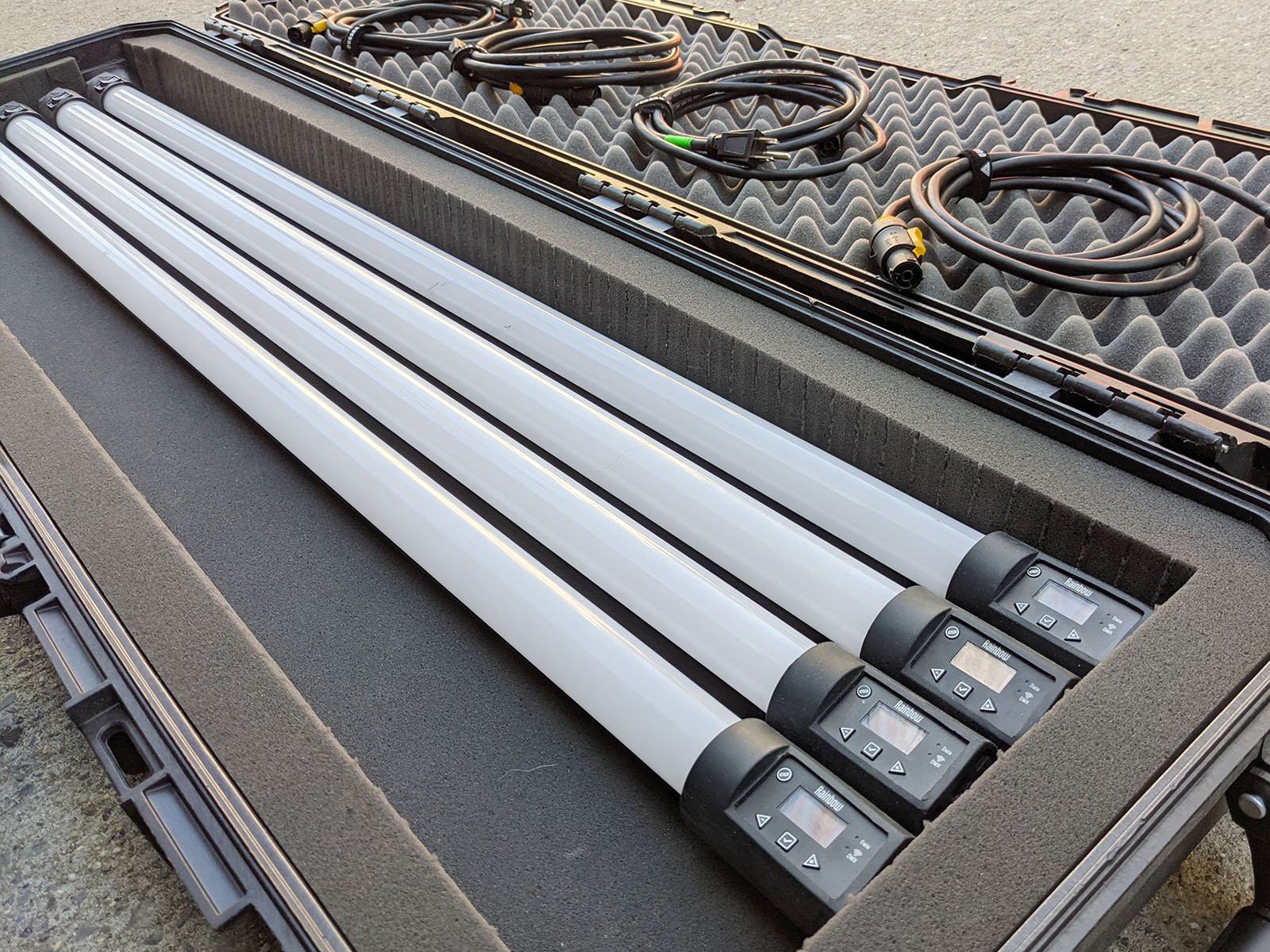 Quasar Science 4ft RGB bulbs 