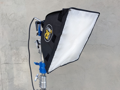 Picture of 250w or 750w Lowel Rifa + eggcrate